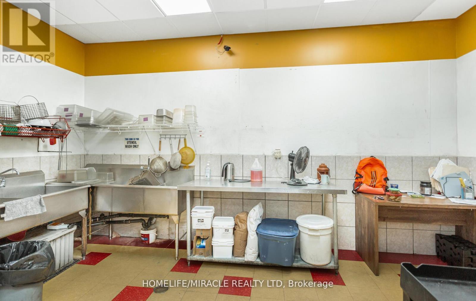 95 Saginaw Parkway, Cambridge, ON