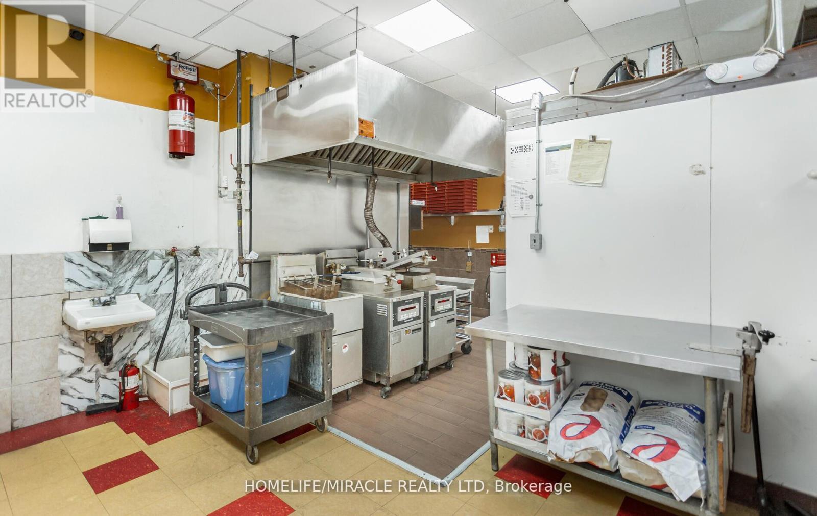 95 Saginaw Parkway, Cambridge, ON