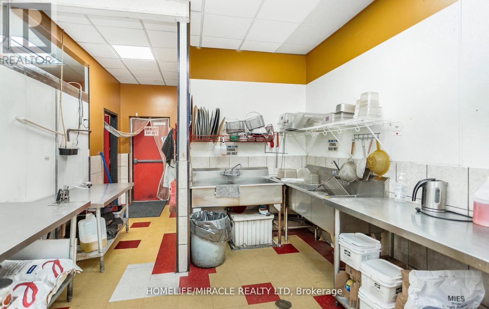 95 Saginaw Parkway, Cambridge, ON