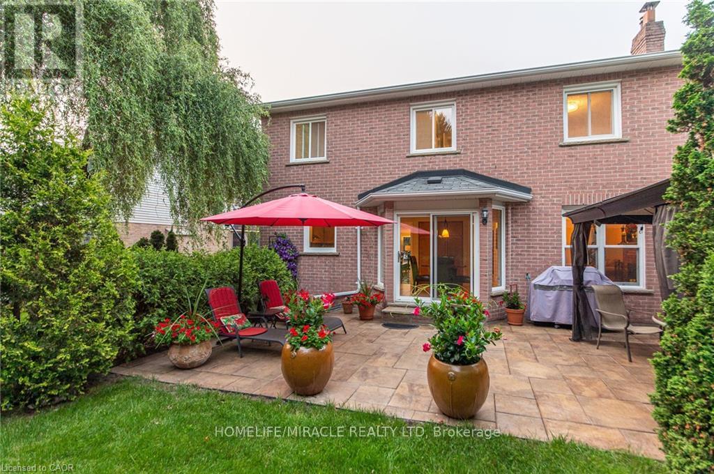 99 Westforest Trail, Kitchener, ON - Outdoor