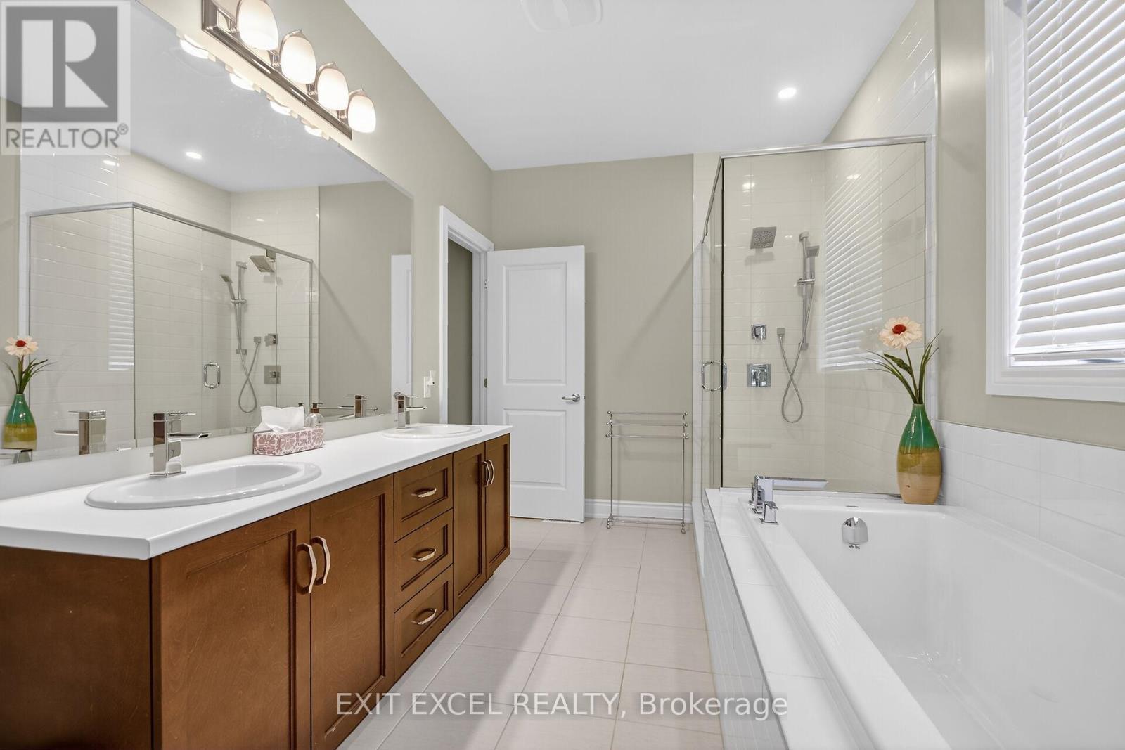 478 Fernside Street, Ottawa, ON - Indoor Photo Showing Bathroom