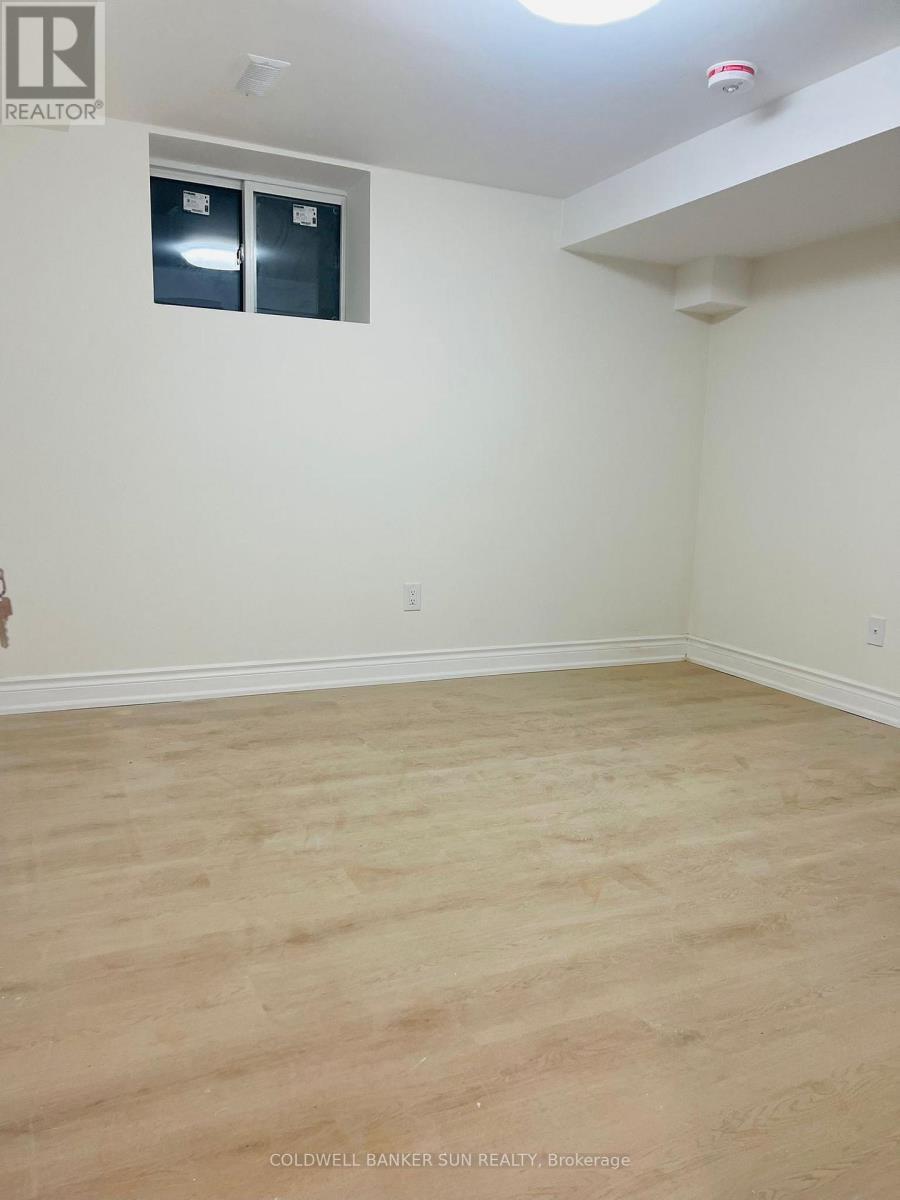 Bsmt - 220 Bloor Street W, Oshawa, ON - Indoor Photo Showing Other Room