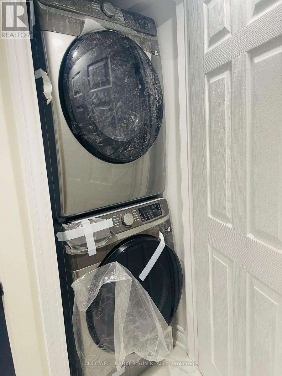 Bsmt - 220 Bloor Street W, Oshawa, ON - Indoor Photo Showing Laundry Room