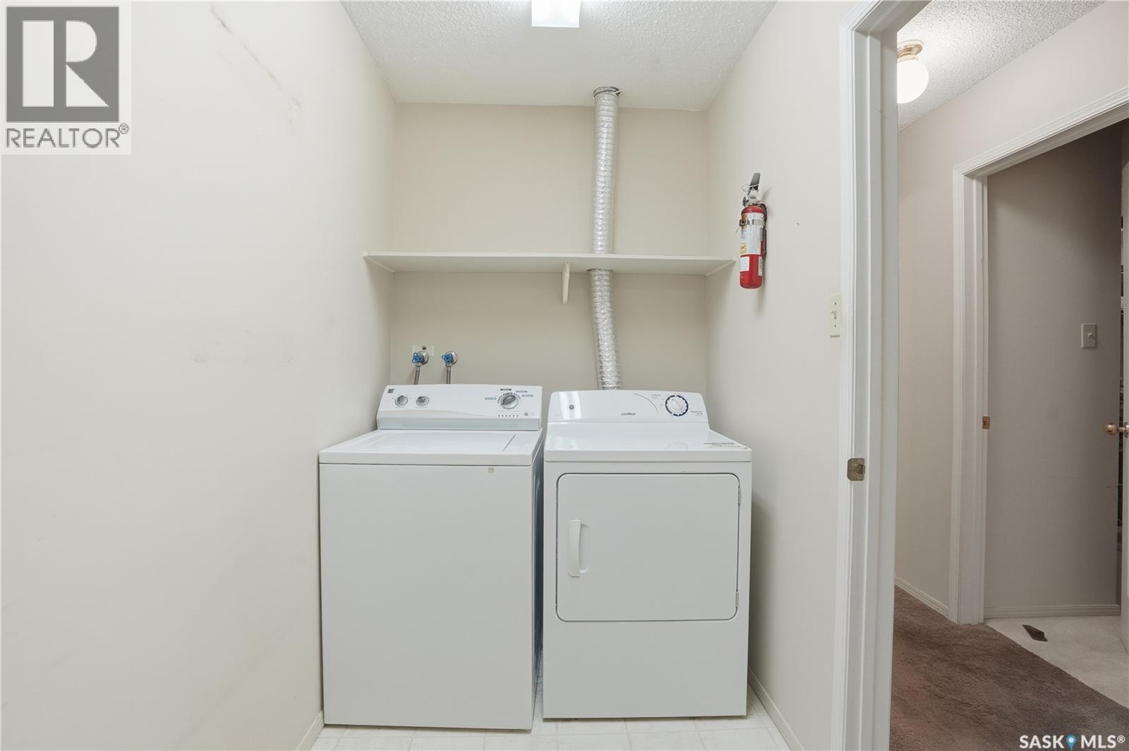 304 706 Confederation Drive, Saskatoon, SK - Indoor Photo Showing Laundry Room