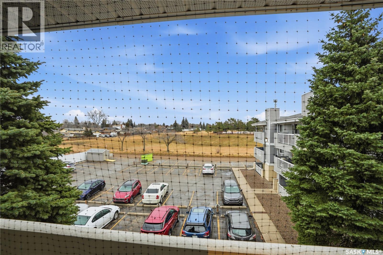 304 706 Confederation Drive, Saskatoon, SK - Outdoor