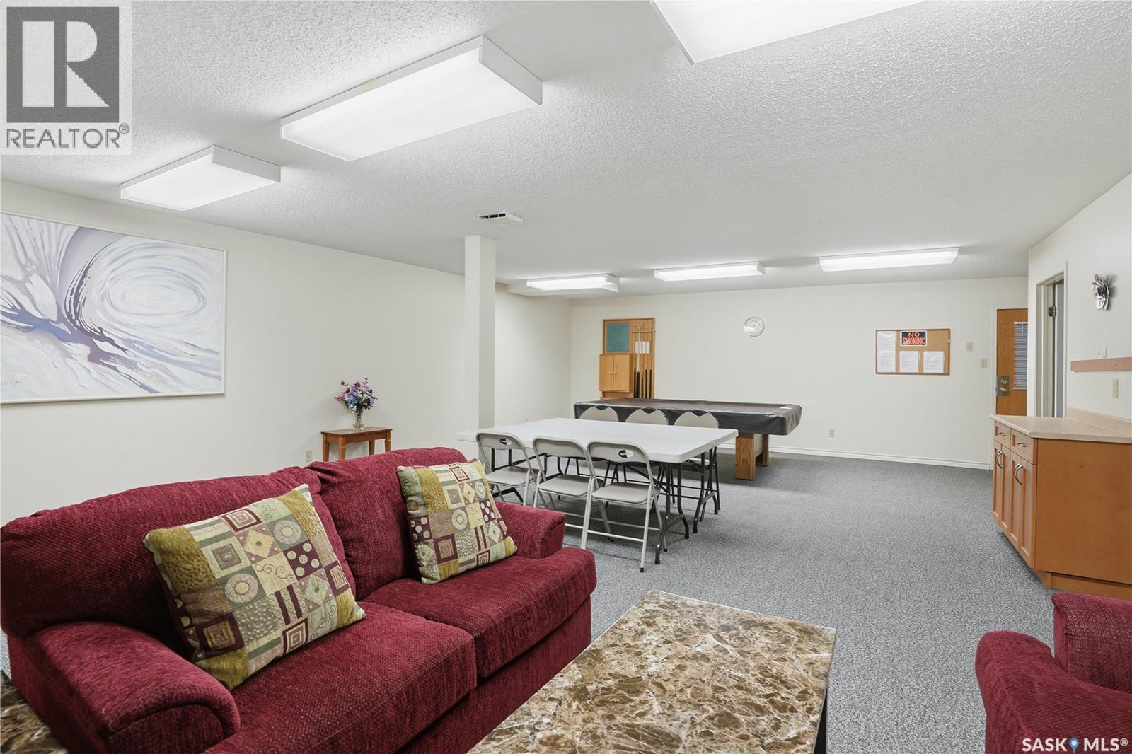 304 706 Confederation Drive, Saskatoon, SK - Indoor