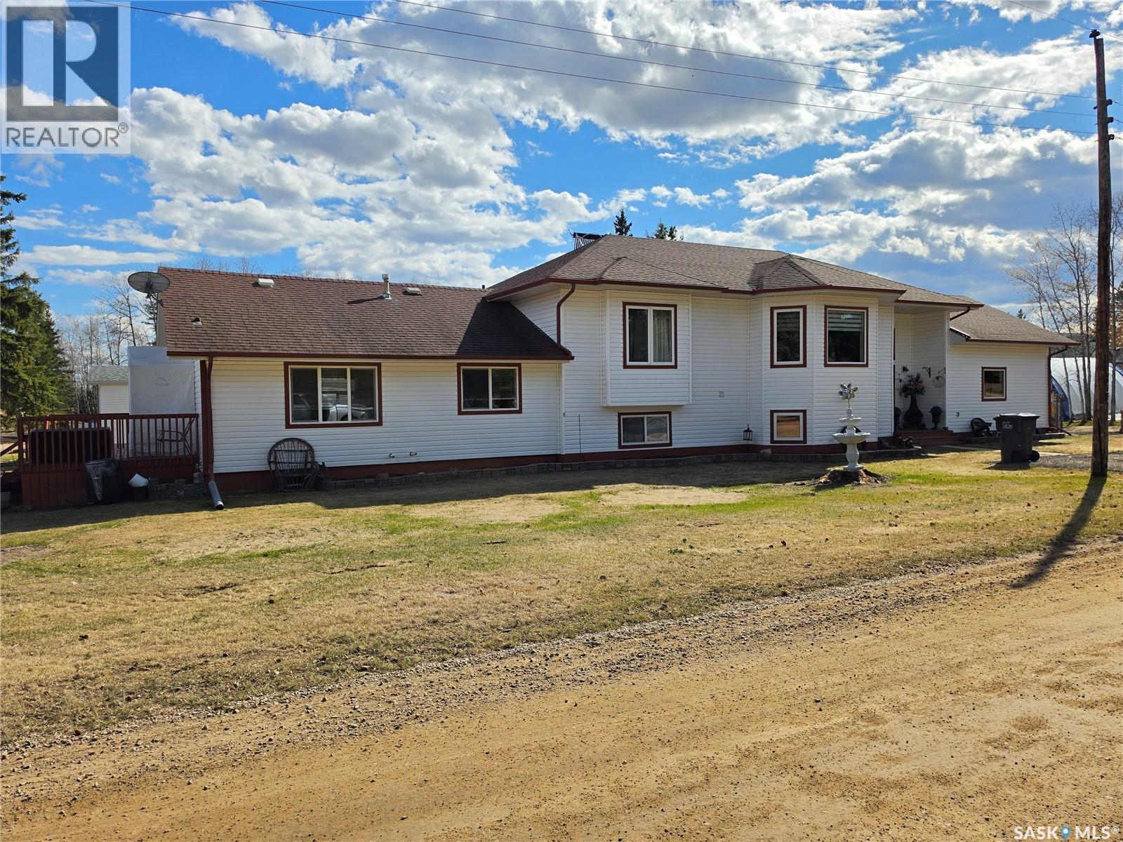 30 St Boniface Avenue, Goodsoil, SK - Outdoor