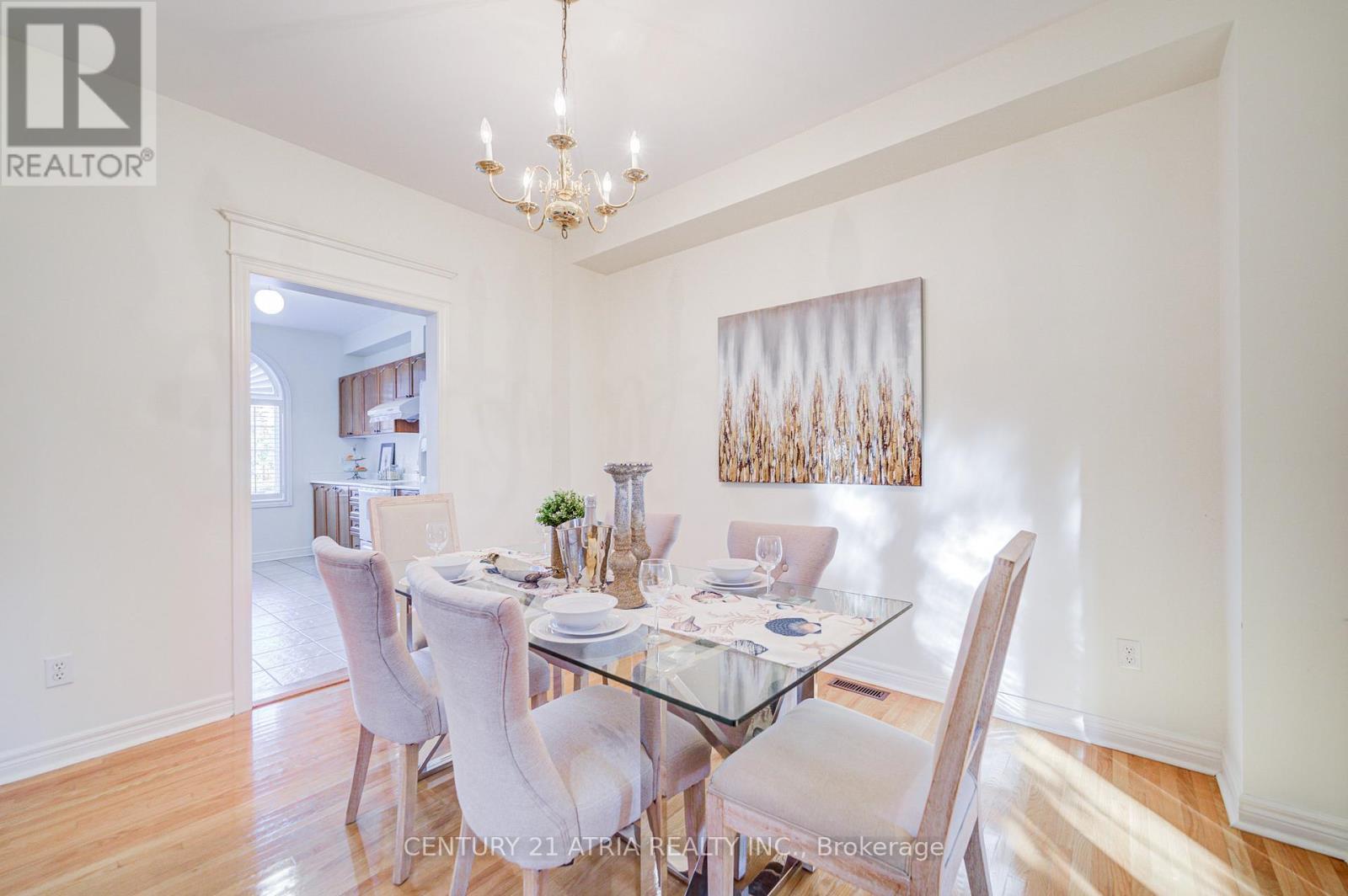 108 - 190 Harding Boulevard W, Richmond Hill, ON - Indoor Photo Showing Dining Room
