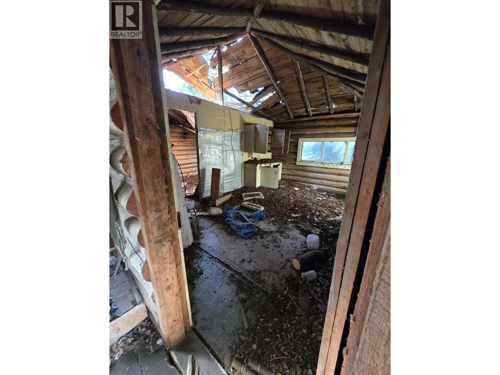 11328 E 16 Highway, Valemount, BC