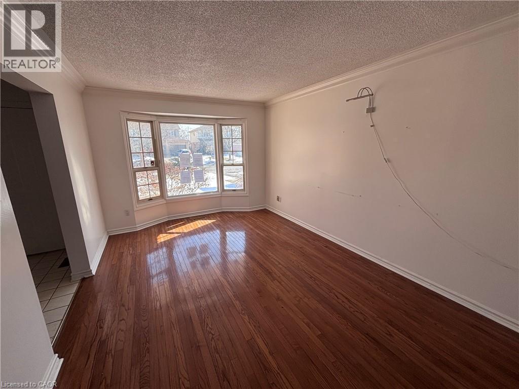 15 Strada Boulevard, St. Catharines, ON - Indoor Photo Showing Other Room