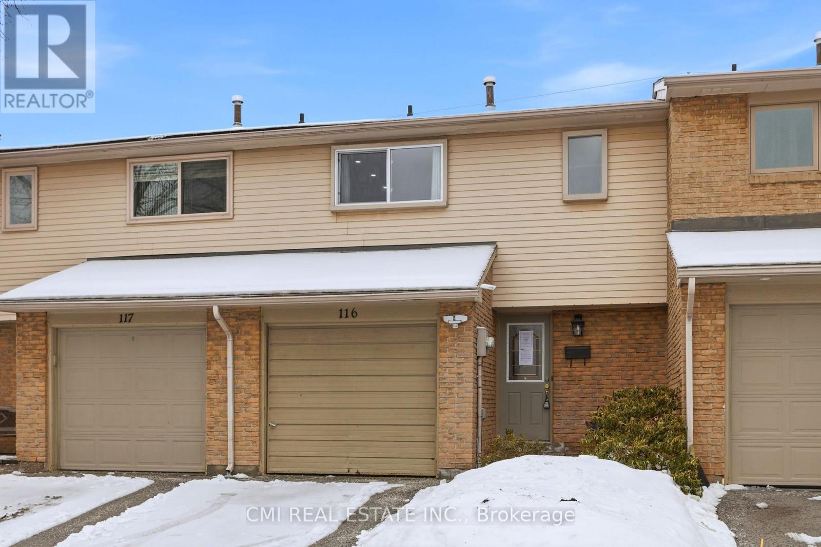 116 - 1538 Lancaster Drive, Oakville, ON - Outdoor With Exterior