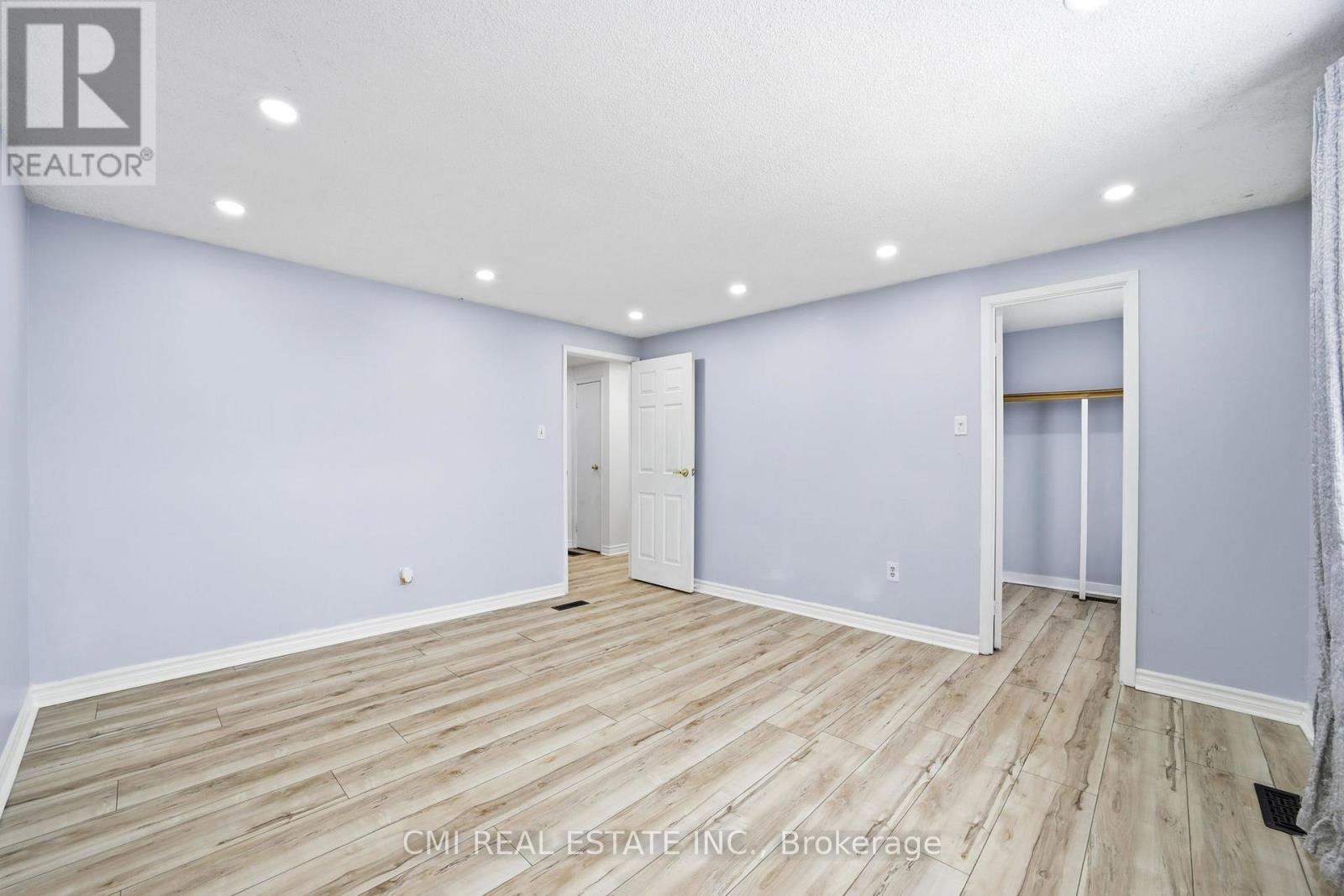 116 - 1538 Lancaster Drive, Oakville, ON - Indoor Photo Showing Other Room