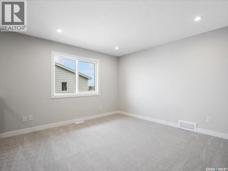 107 Katz Avenue, Saskatoon, SK - Indoor Photo Showing Other Room