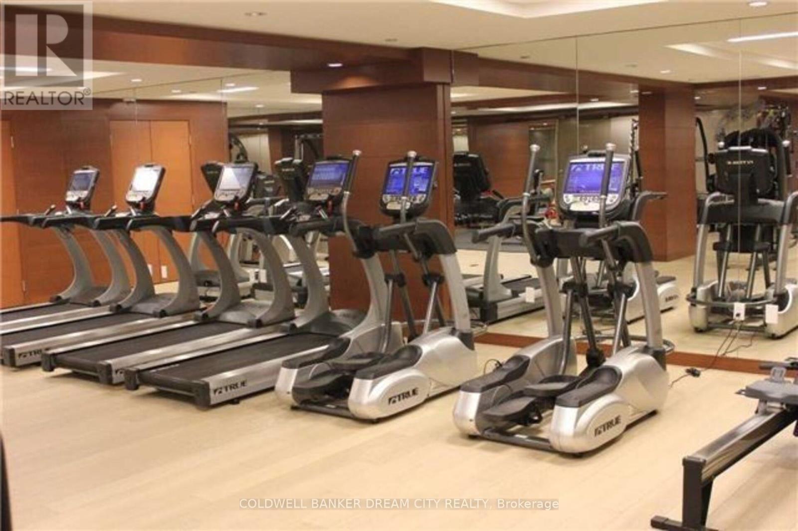 837 - 39 Queens Quay E, Toronto, ON - Indoor Photo Showing Gym Room