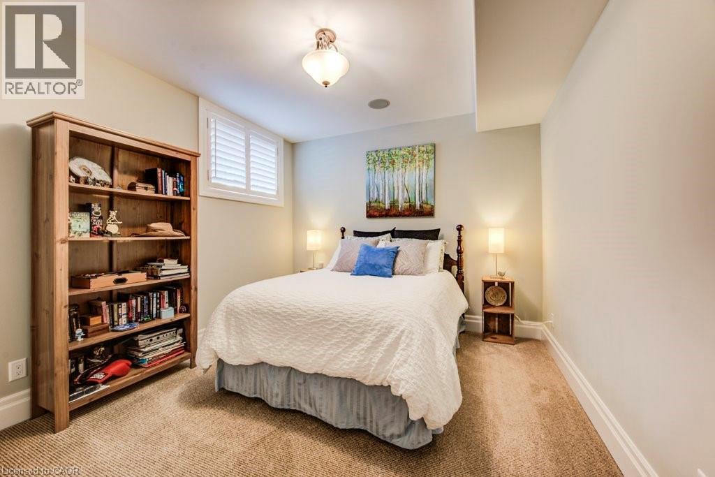 4th bedroom for guests with double closet - 124 Allen Street E, Waterloo, ON - Indoor Photo Showing Bedroom