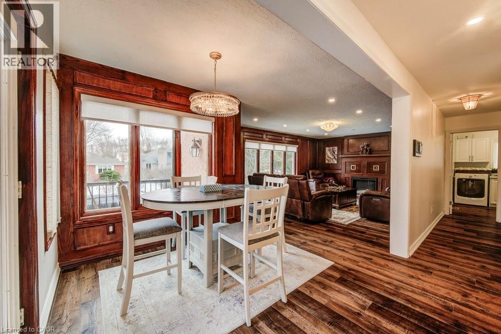 342 Wyecroft Boulevard, Waterloo, ON - Indoor Photo Showing Dining Room