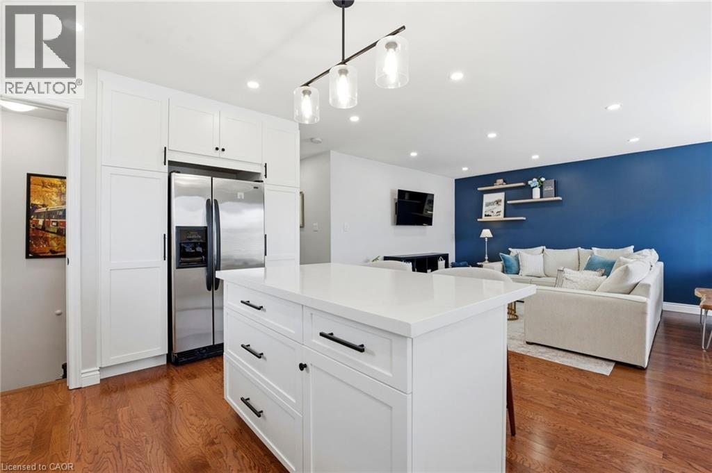 48 Champlain Avenue, Hamilton, ON - Indoor