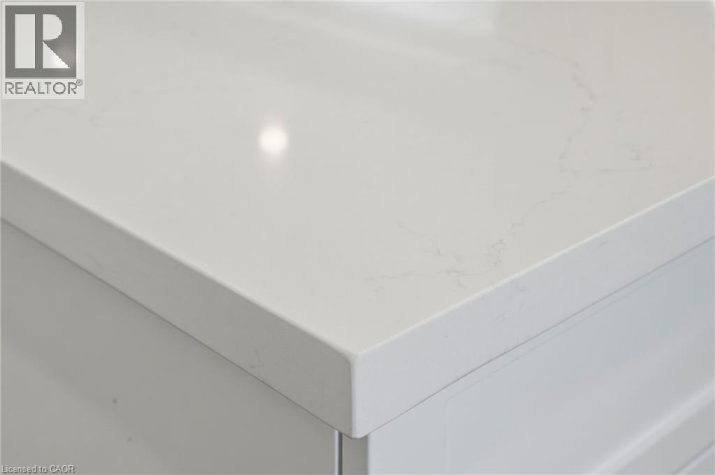 48 Champlain Avenue, Hamilton, ON - Photo Showing Other Room