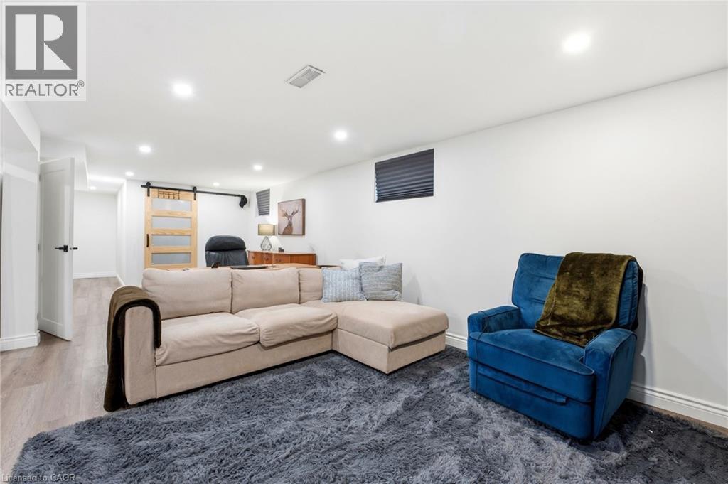 48 Champlain Avenue, Hamilton, ON - Indoor