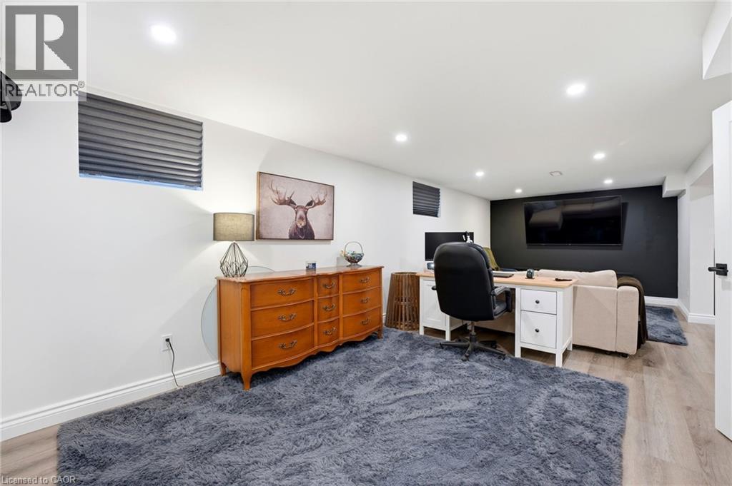 48 Champlain Avenue, Hamilton, ON - Indoor