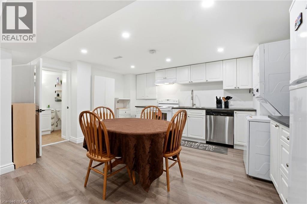 48 Champlain Avenue, Hamilton, ON - Indoor