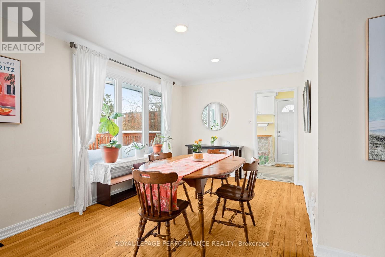 1430 Edgecliffe Avenue, Ottawa, ON - Indoor Photo Showing Dining Room