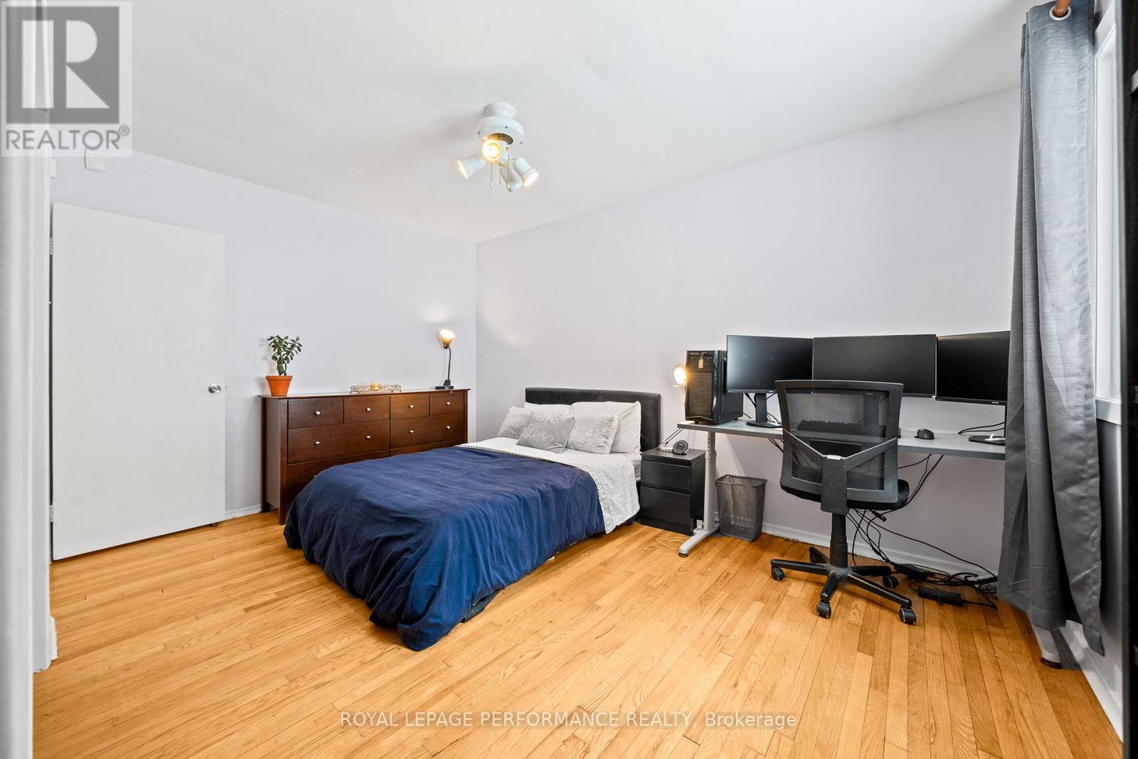 Primary bedroom - 1430 Edgecliffe Avenue, Ottawa, ON - Indoor Photo Showing Bedroom