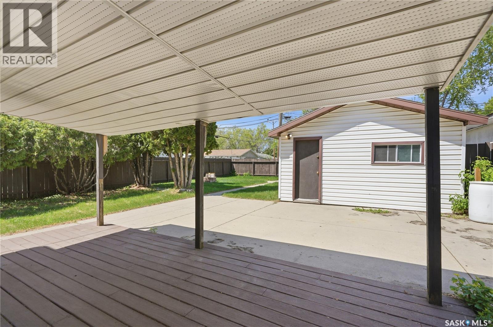 100 Cruise Street, Saskatoon, SK - Outdoor With Deck Patio Veranda With Exterior
