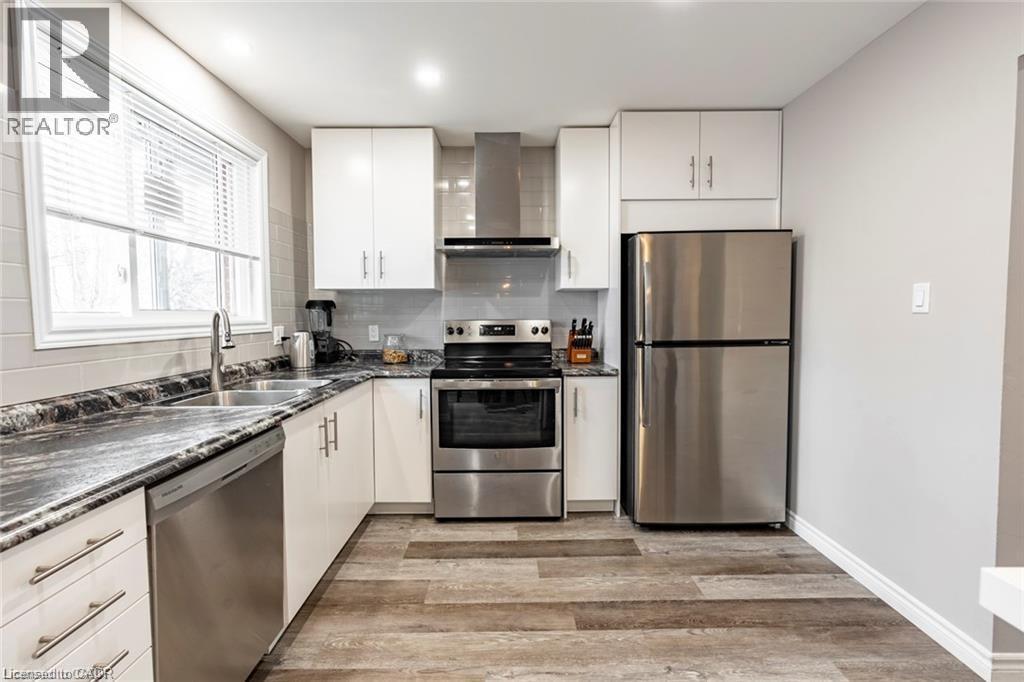 72 Ingleside Drive Unit# Upper, Kitchener, ON - Indoor Photo Showing Kitchen With Stainless Steel Kitchen With Double Sink