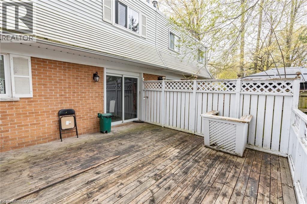 72 Ingleside Drive Unit# Upper, Kitchener, ON - Outdoor With Deck Patio Veranda With Exterior