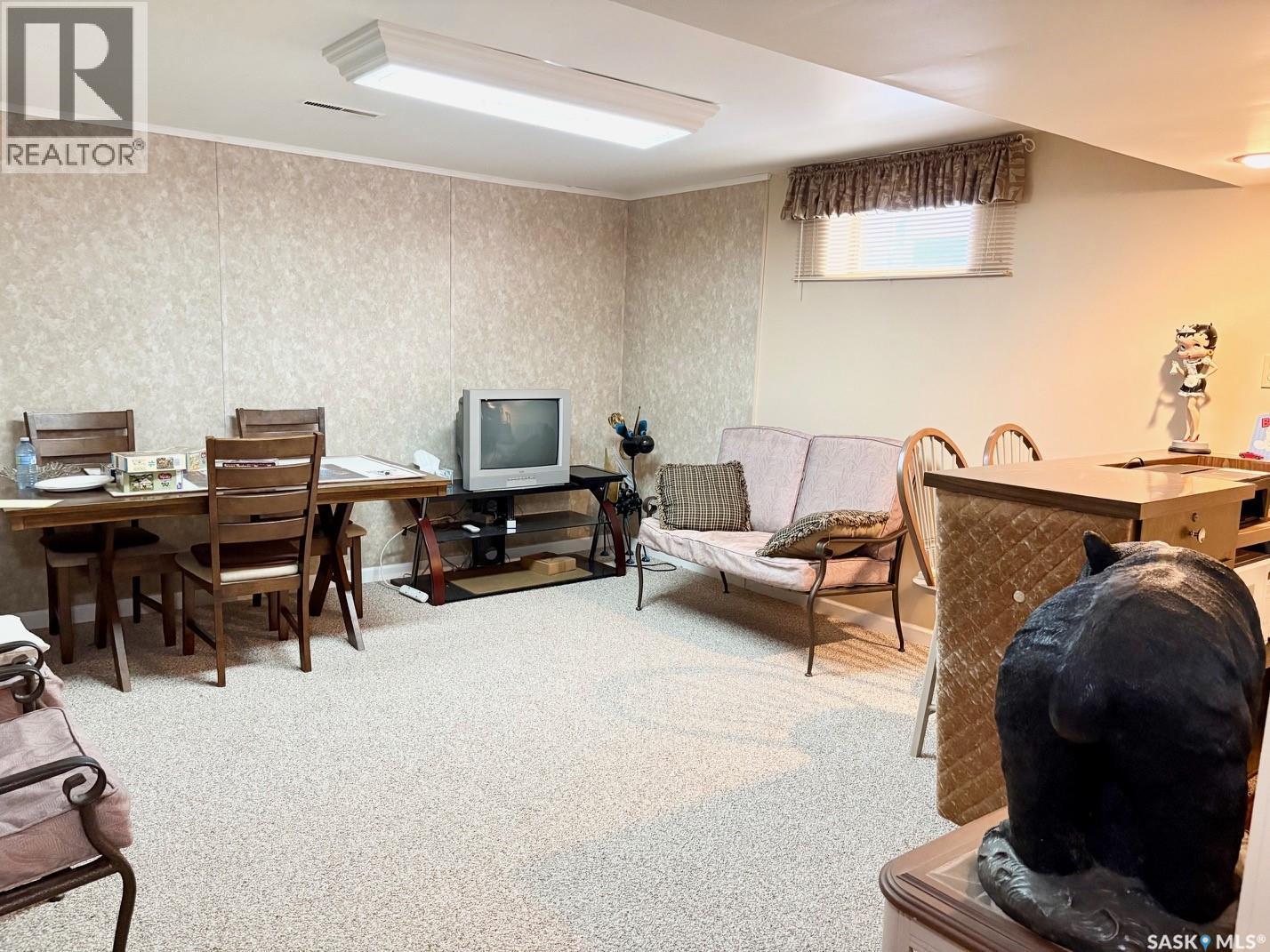 452 Mountview Road, Yorkton, SK - Indoor