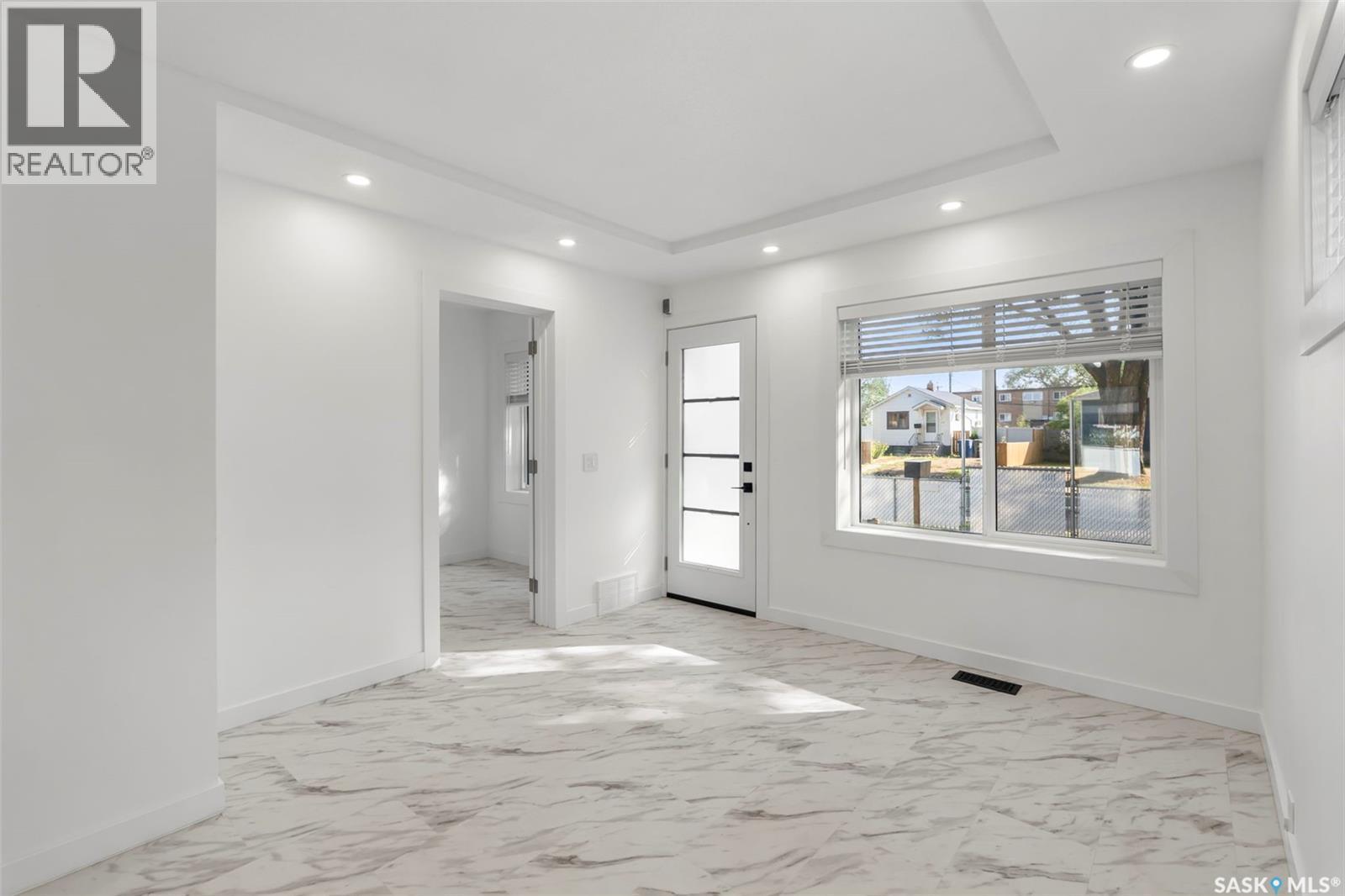 117 U Avenue S, Saskatoon, SK - Indoor Photo Showing Other Room