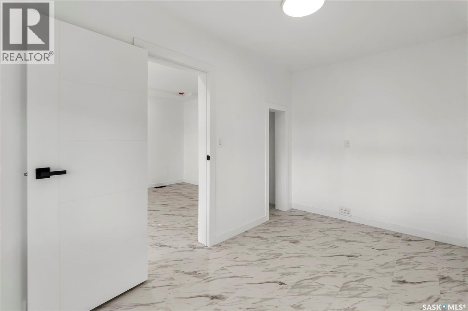 117 U Avenue S, Saskatoon, SK - Indoor Photo Showing Other Room