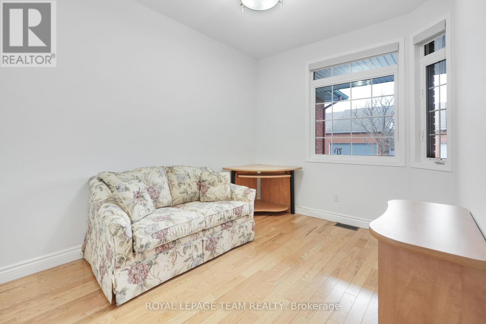 114 Bartlett Private, Ottawa, ON - Indoor