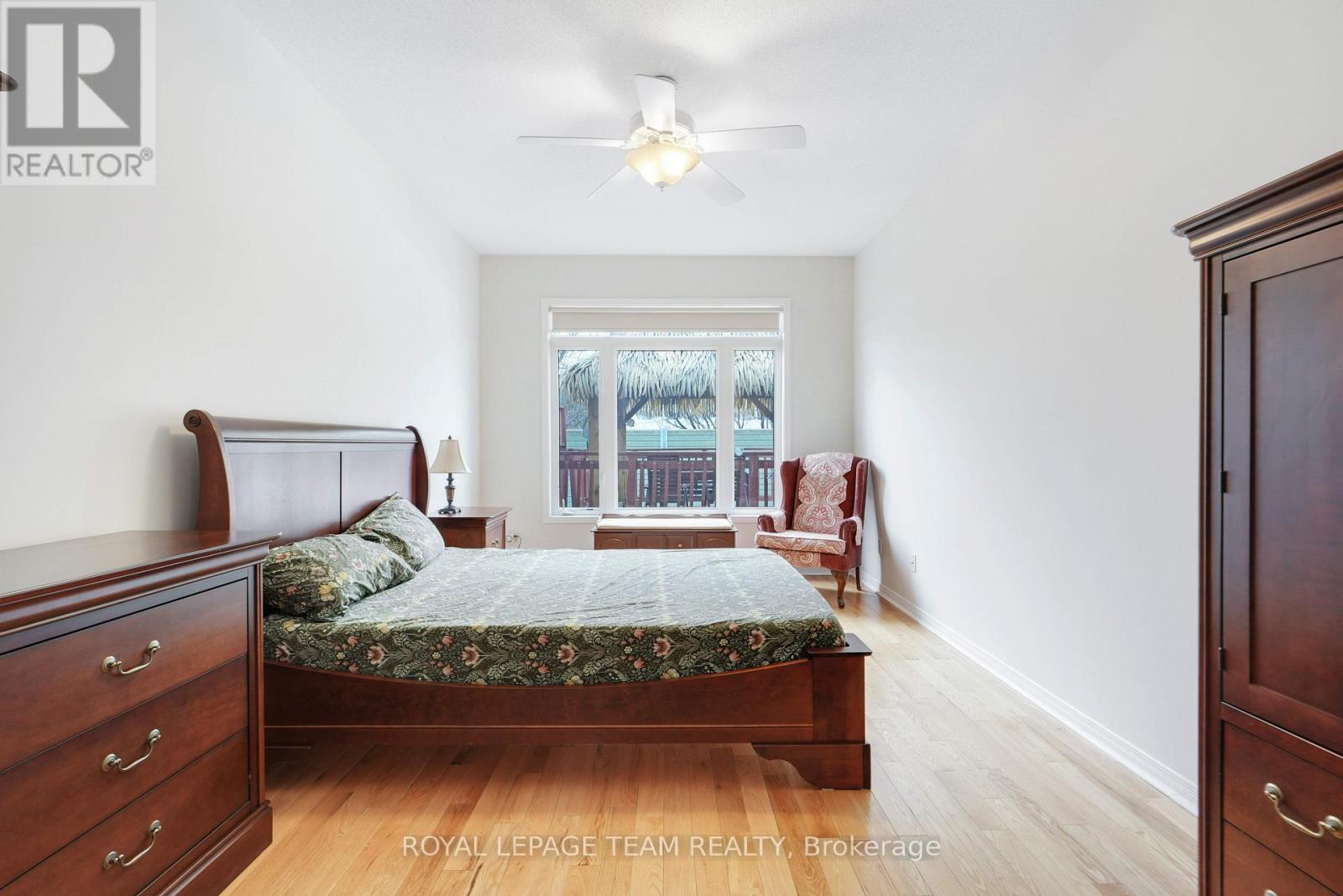114 Bartlett Private, Ottawa, ON - Indoor Photo Showing Bedroom