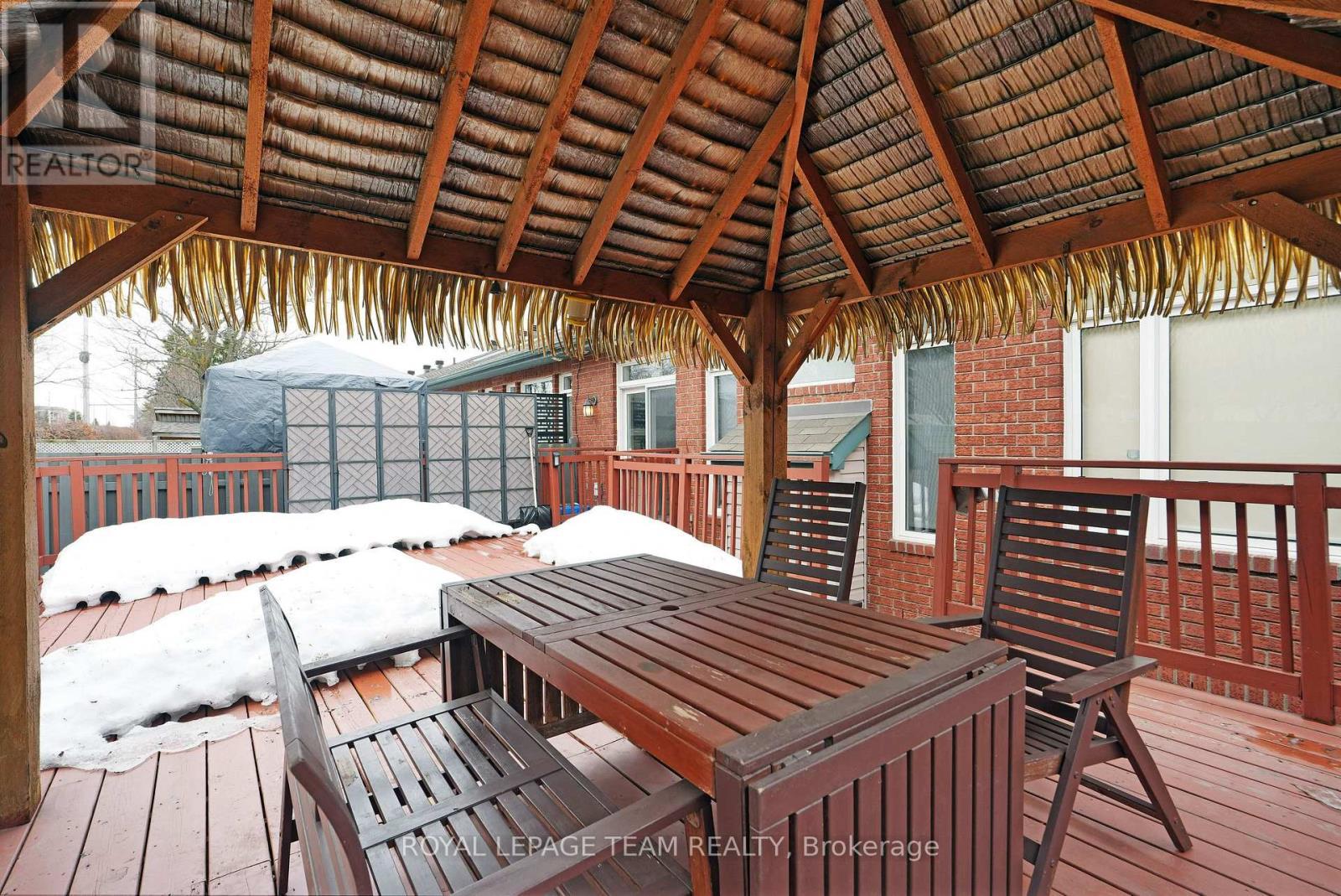 114 Bartlett Private, Ottawa, ON - Outdoor With Deck Patio Veranda With Exterior