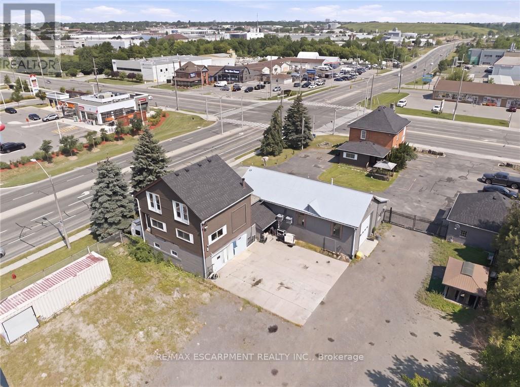 1360 Rymal Road E, Hamilton, ON