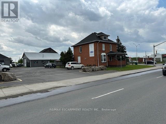 1360 Rymal Road E, Hamilton, ON