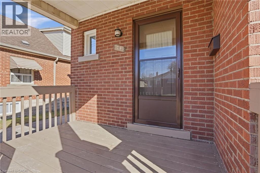 71 Weir Street S, Hamilton, ON - Outdoor With Exterior