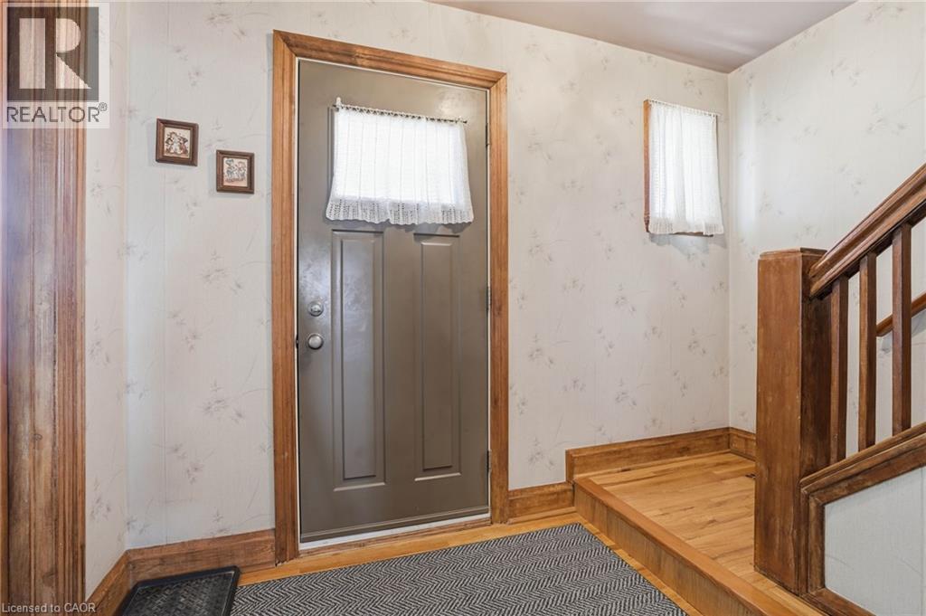 71 Weir Street S, Hamilton, ON - Indoor Photo Showing Other Room