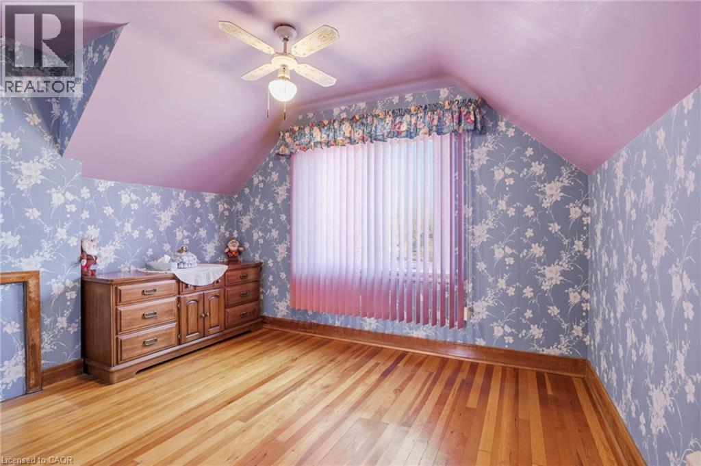 71 Weir Street S, Hamilton, ON - Indoor