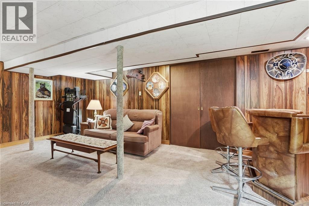 71 Weir Street S, Hamilton, ON - Indoor Photo Showing Other Room