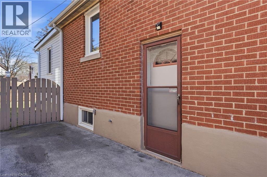 71 Weir Street S, Hamilton, ON - Outdoor With Exterior