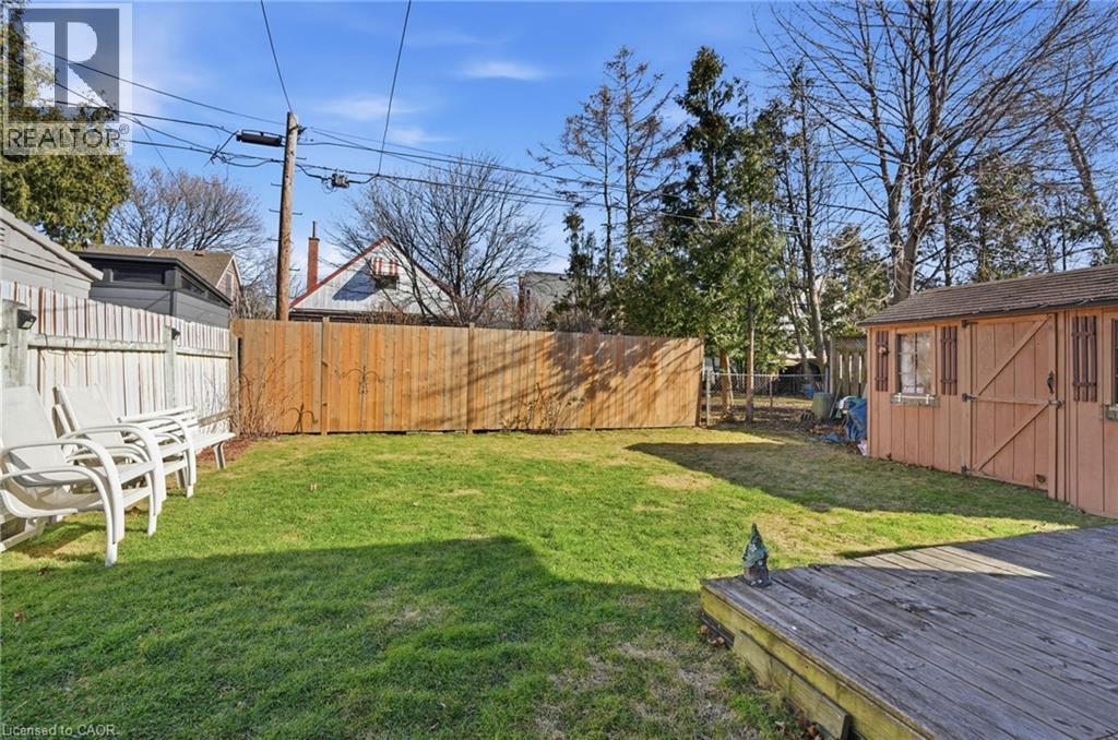 71 Weir Street S, Hamilton, ON - Outdoor