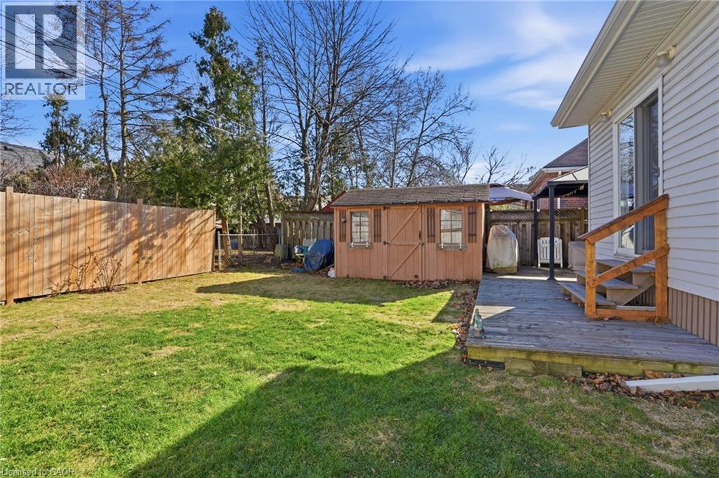 71 Weir Street S, Hamilton, ON - Outdoor