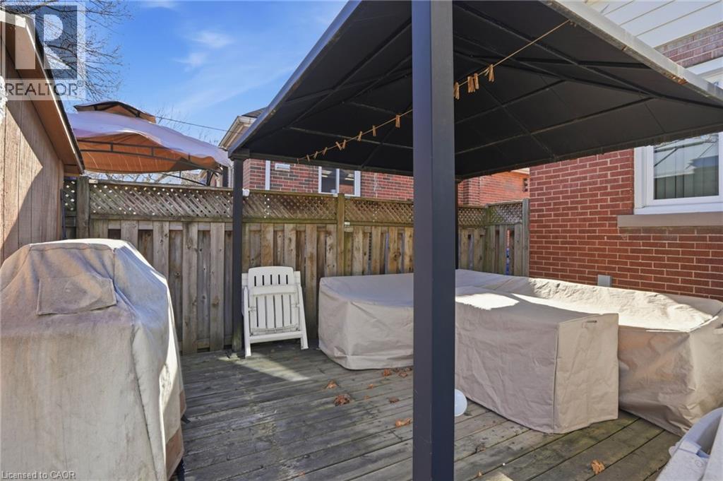 71 Weir Street S, Hamilton, ON - Outdoor With Exterior