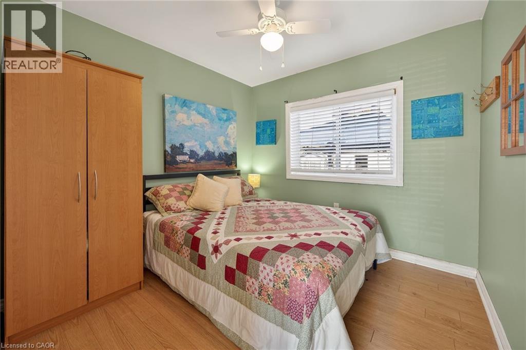 87 Lakeshore Road, Haldimand, ON - Indoor Photo Showing Bedroom