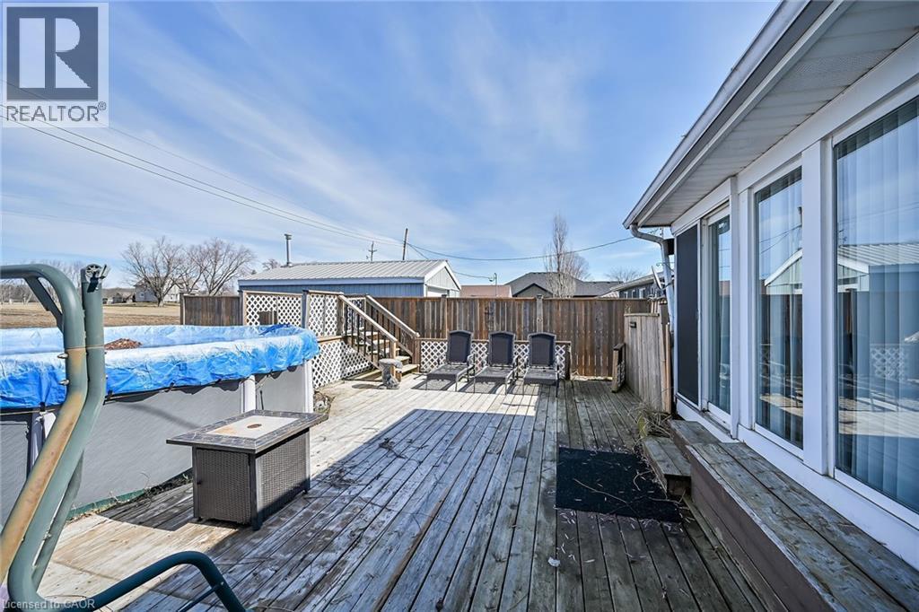 87 Lakeshore Road, Haldimand, ON - Outdoor With Deck Patio Veranda With Exterior