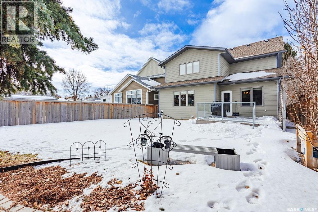 1307 Jackson Avenue, Saskatoon, SK - Outdoor