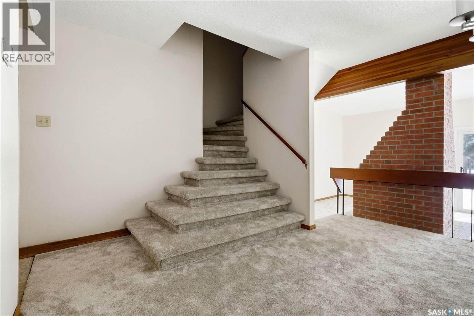 1615 23Rd Avenue, Regina, SK - Indoor Photo Showing Other Room